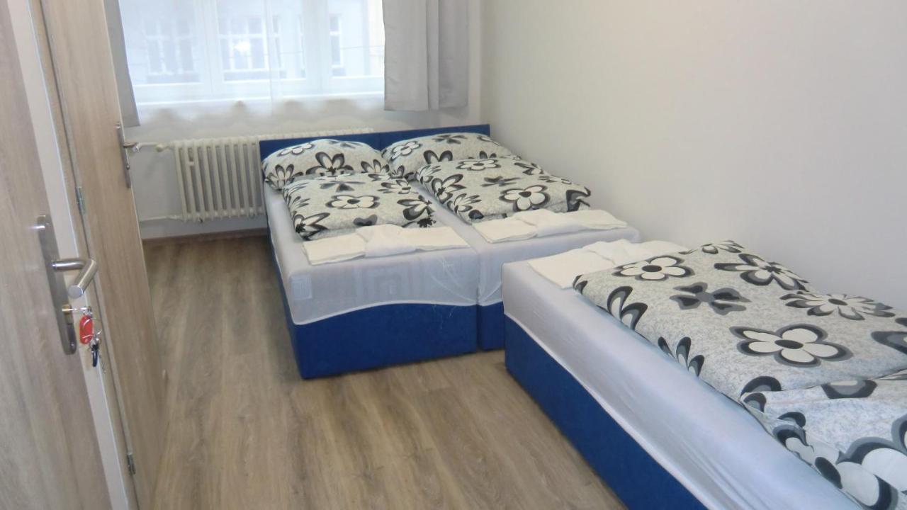 Apartamento Hu Praga Exterior foto